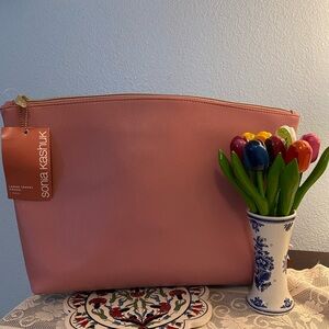 SONIA KASHUK NWT Large Makeup Bag/ Makeup Pouch, Includes zipper pocket!